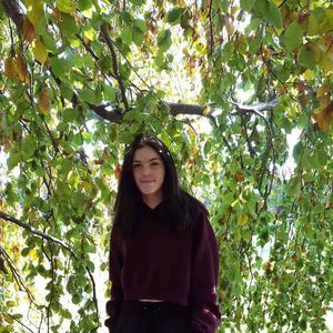 Meet your Posher, Chloe